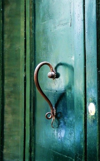 door-heart-love